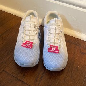Women’s Skechers Summits Sneakers